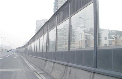 <a href=http://www.amghmuz.cn/news_article?news_id=133>公路聲屏障</a>